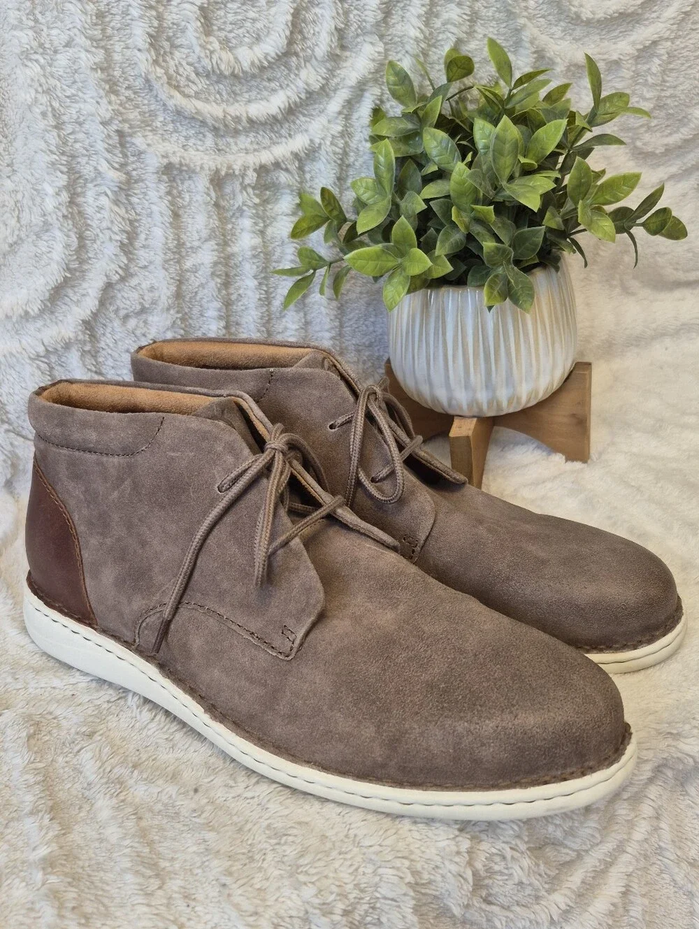 Born theo men’s